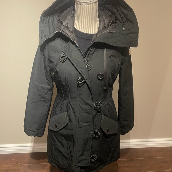 Women's MONCLER Aredhel Down Puffer Jacket Parka Coat Hooded . Size 0-XS - Picture 9 of 15